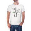 Camiseta Hombre Pintando Árbol Seco