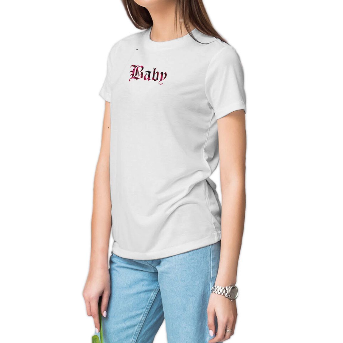 Camiseta blanca Gothic text "Baby" Camiseta blanca Gothic text "Baby"